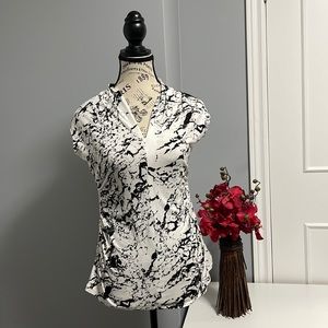 Vince Camuto Top - Women’s blouse - M